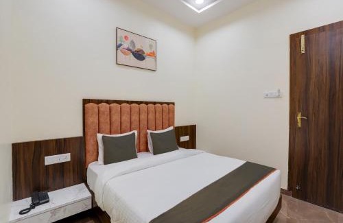 Vadodara Hotel | Collection O Rooms
