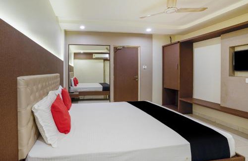 Mira Road East Hotel | Collection O Sapna