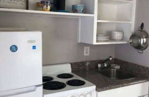 Winter Park Apartment | College quater charming Winter Park Historic Dist Rollins College quarters