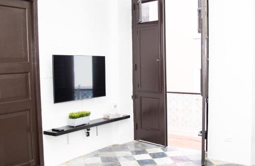 Old San Juan Apartment | Colonial Apt with Balcony in OSJ Next to San Sebastian APT 3