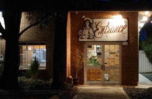 West Wyalong Hotel | Colonial Motor Inn