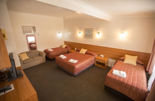 Scone Hotel | Colonial Motor Lodge Scone