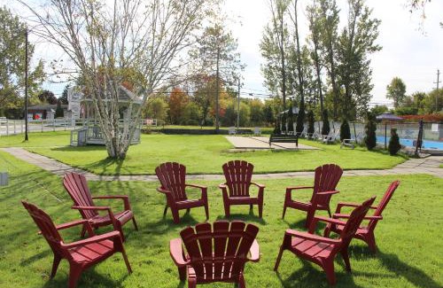 Gananoque Hotel | Colonial Resort-1000Islands