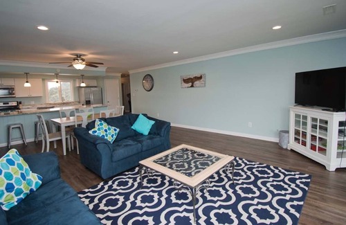 Indian Beach Condo | Colony By The Sea 101, Oceanside Condo in Salter Path, NC!