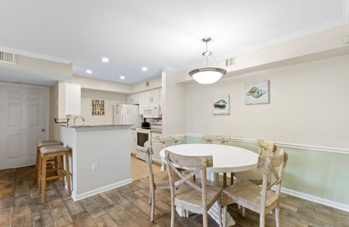 Gulf Shores Condo | Colony Club H6 with Pool