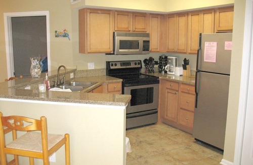 Gulf Shores Condo | Colony Club M6: Cozy 2br/2ba ground level condo in Gulf Shores, Sleeps 6