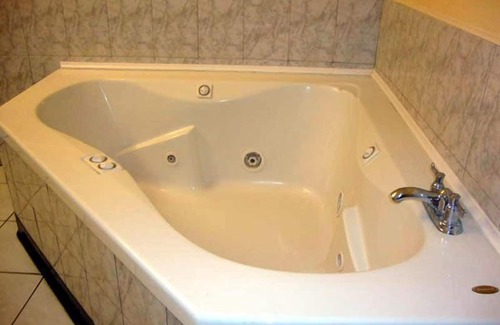 Northwest Anaheim Hotel | Colony Inn