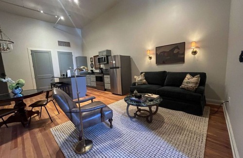 Demopolis Apartment | Colony - The Flats Demopolis