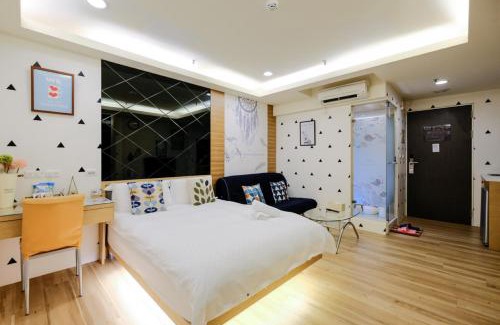 Kaohsiung City Centre Hotel | Color Fun inn