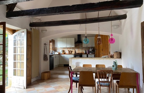 Puy-l'Eveque House | Colorful country house with spacious garden, extra-large pool and forest