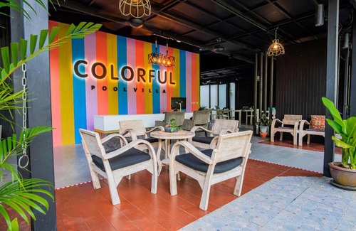 Thep Kasattri Hotel | Colorful Pool Villa