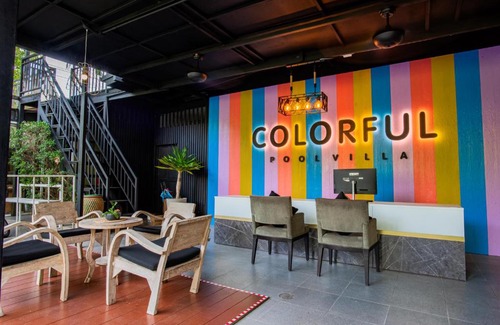 Thep Kasattri Hotel | Colorful Pool Villa