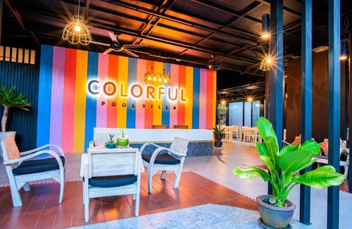 Thep Kasattri Hotel | Colorful Pool Villa