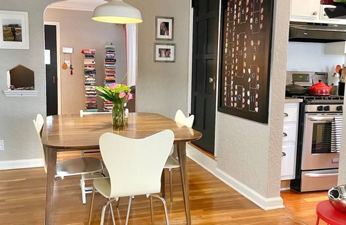 Waveland Park House | Colorful & Quiet 3-Bedroom Charmer near Downtown