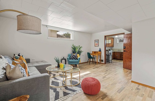 Drumheller House | Colour | Family-Friendly | Near Dinosaur & Museum