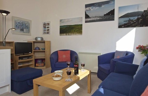 Dartmouth Apartment | Columbine