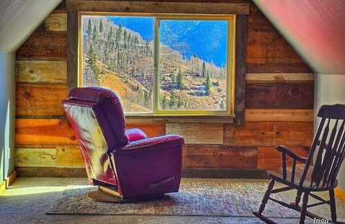 Silverton Apartment | Columbine Roadhouse in Silverton