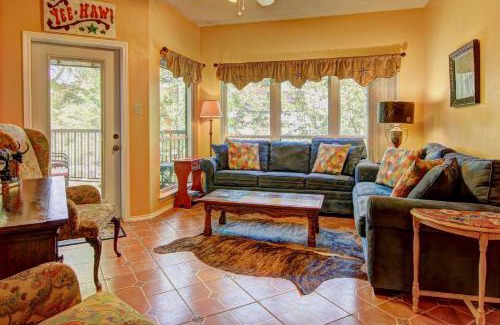 New Braunfels Apartment | Comal Corral IC 110