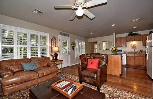 New Braunfels House | Comal River Access - Modern Cottage on The Comal – Walk to Everything!