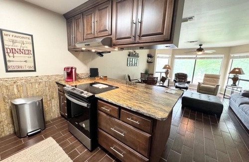 New Braunfels Condo | Comal River Condo 323 | Comal Riverfront | Remodeled