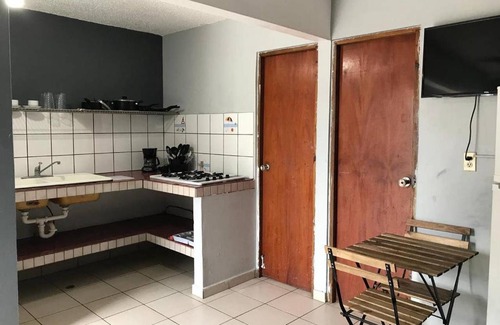 El Combate Apartment | Combate Beach Apartment/Kitchen/TV/2 Rooms