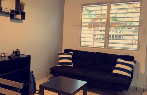 El Combate Apartment | Combate Beach Apartment/Kitchen/TV/2 Rooms