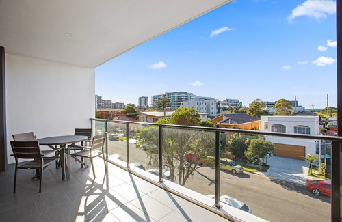 Wollongong Apartment | Combining inner-city living, coastal views and a beachside lifestyle
