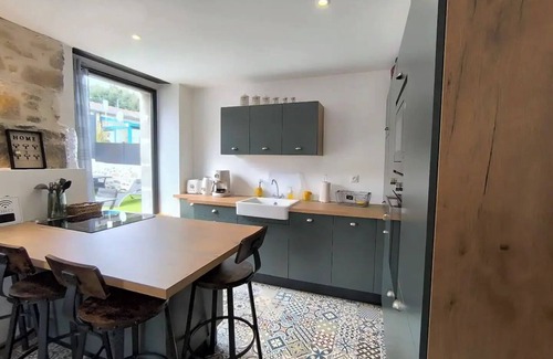 Saint-Brieuc House | Come and discover our renovated fisherman's cottage 5 minutes' walk from the beach.