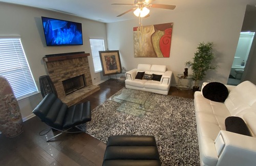 Cliftondale House | COME CHILL *First time discount available *