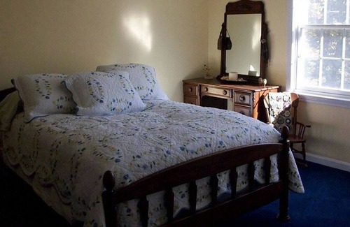 Northfield House | Come enjoy our home on a 150 horse ranch in Southern NH