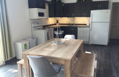 Kenora Cabin | Come enjoy our warm weather and fall colors! Thanksgiving weekend available