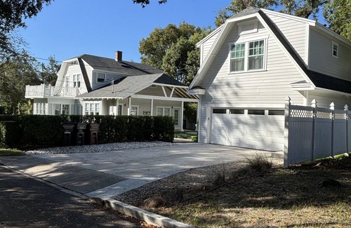Colonialtown South Apartment | Come have some fun at the Birdhouse!