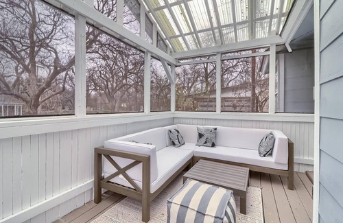 Round Rock West House | Come home to a thoughtfully designed home for Round Rock/Austin professionals
