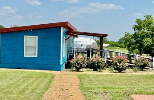 Denison Cabin | Come relax at “Harmony Garden”!