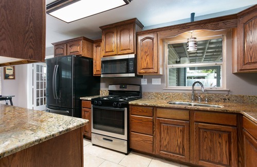 North San Antonio - SAT House | Come spend your Summer Vacation in Texas with a Private Pool, Jacuzzi & Arcade