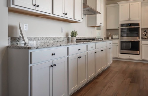 Delavan House | Come stay at Harbor Court for amazing lake views!