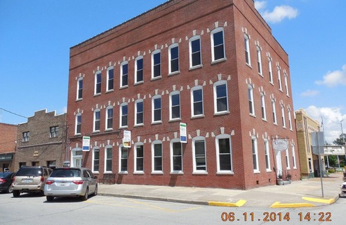 Metropolis Apartment | Come stay in the historic downtown district of Metropolis, IL. Home of Superman