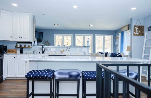 Chesapeake Beach House | Come Stay on the Bay! Beautifully Renovated Oasis