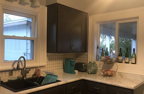 Seneca Falls House | Come to wine country and enjoy spectacular views of Cayuga Lake