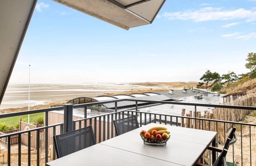 West-Terschelling Apartment | Comfort 4-person apartment in the holiday park Landal Kaap West