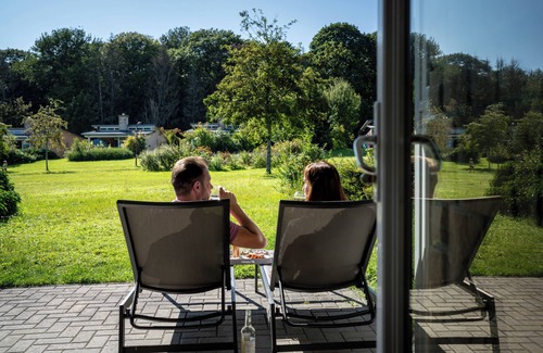 Froidchapelle House | Comfort 6-person bungalow - Widely accessible in the holiday park Landal Village l'Eau d'Heure