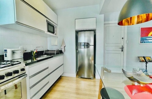 Centro Apartment | Comfort and Convenience: Central Apartment 3 Blocks from the Beach in Floripa