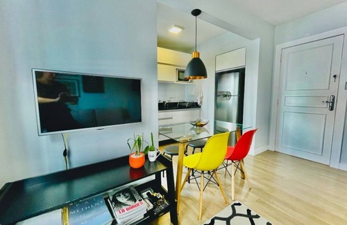 Centro Apartment | Comfort and Convenience: Central Apartment 3 Blocks from the Beach in Floripa