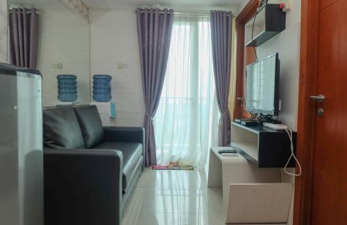 East Jakarta Apartment | Comfort and Elegant 2BR at Woodland Park Residence Apartment By Travelio