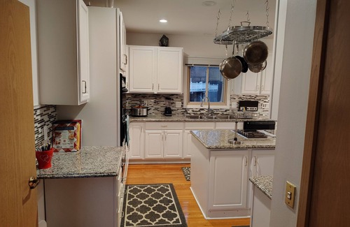 West Bloomfield House | Comfort and Entertainment under one roof!