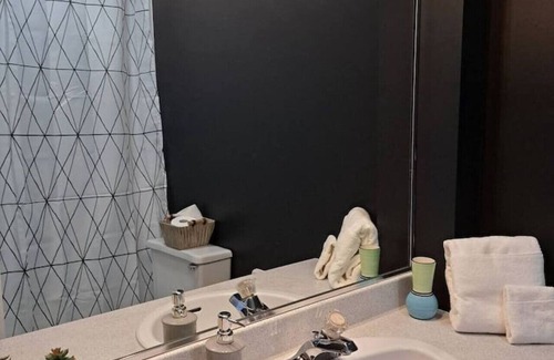 Ste Anne de Beaupre Apartment | Comfort apartment 14