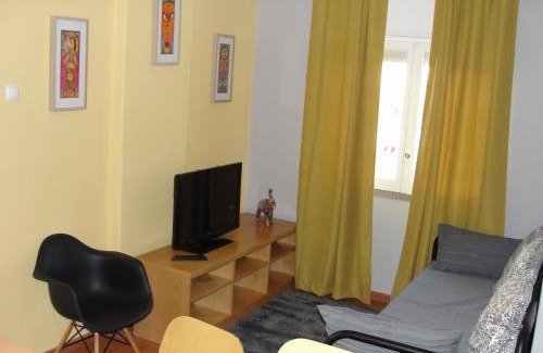 Reboleira Apartment | Comfort City Hub - Metro Lisbon