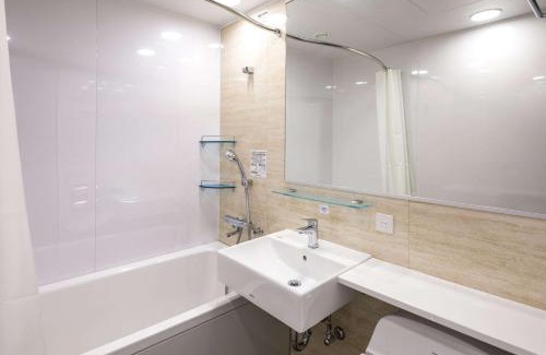 Nagoya City Centre Hotel | Comfort Hotel Nagoya Shinkansenguchi