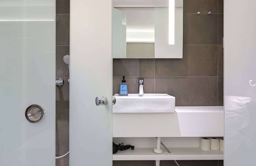 Aviapolis Hotel | Comfort Hotel Xpress Helsinki Airport Terminal
