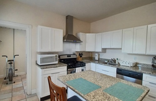 Fullerton House | Comfort In The Heart Of Allentown